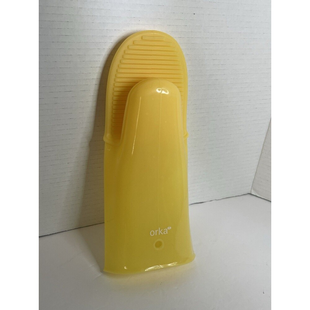 Orka Yellow Grill Glove Oven Mitt Silicone